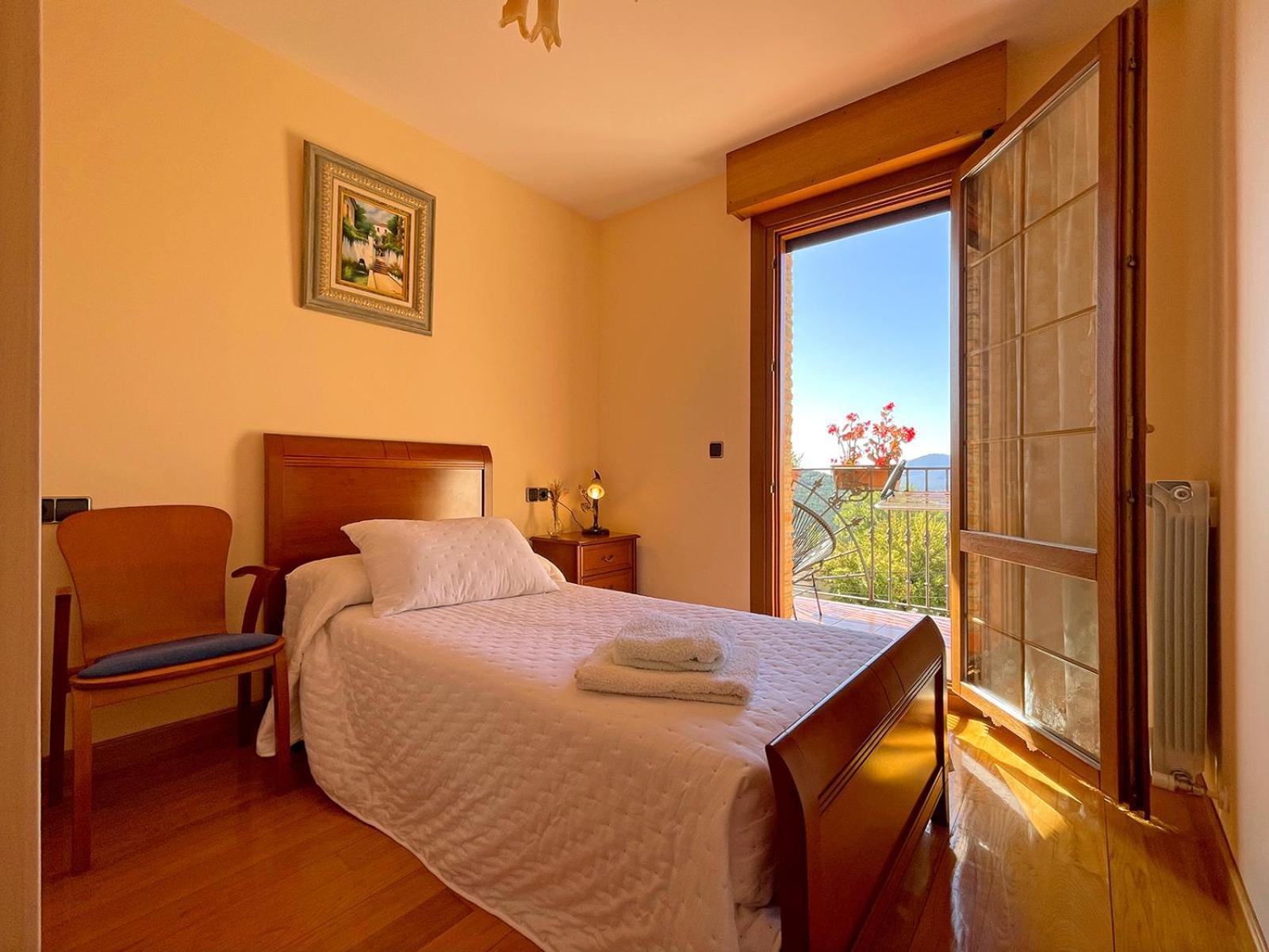 Casar Rural Lazkua I-ii Holiday home *